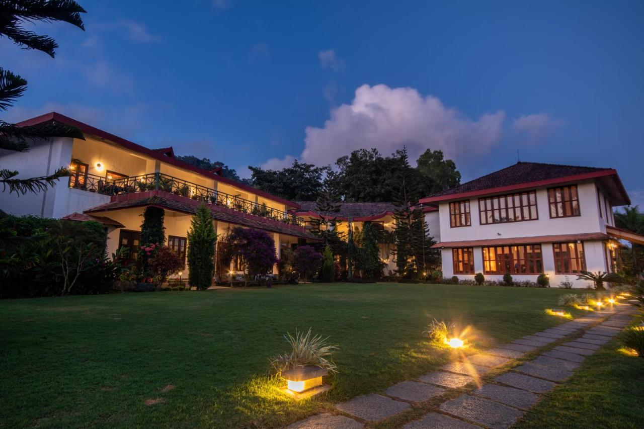 Amritara Ambatty Greens Resort Virajpet Buitenkant foto