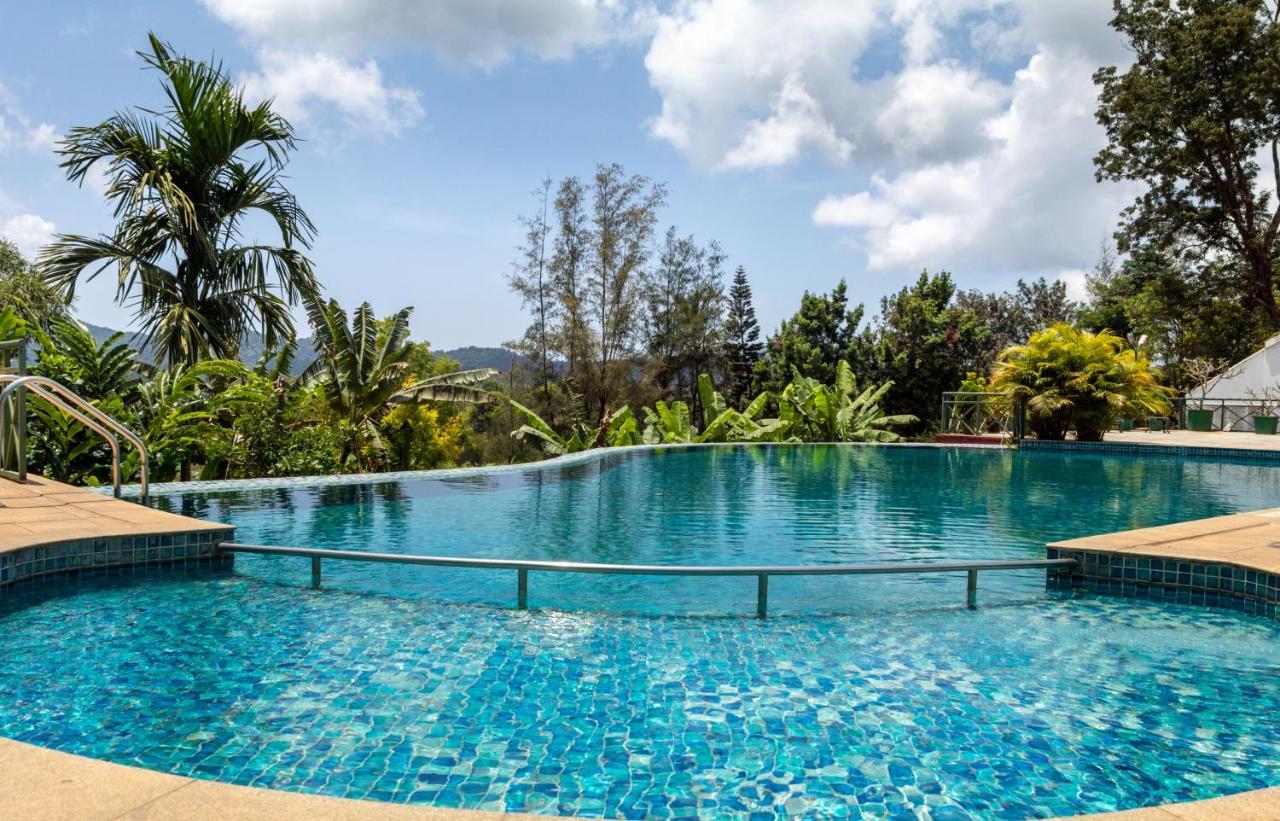 Amritara Ambatty Greens Resort Virajpet Buitenkant foto