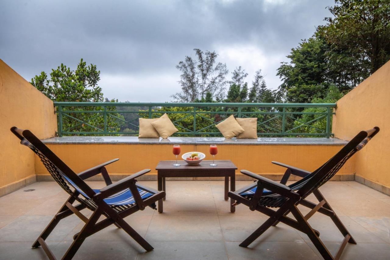 Amritara Ambatty Greens Resort Virajpet Buitenkant foto