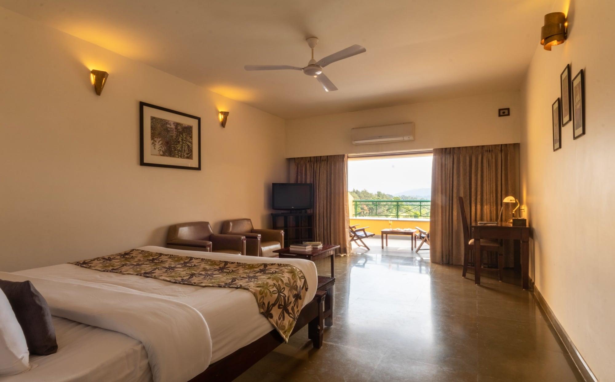 Amritara Ambatty Greens Resort Virajpet Buitenkant foto