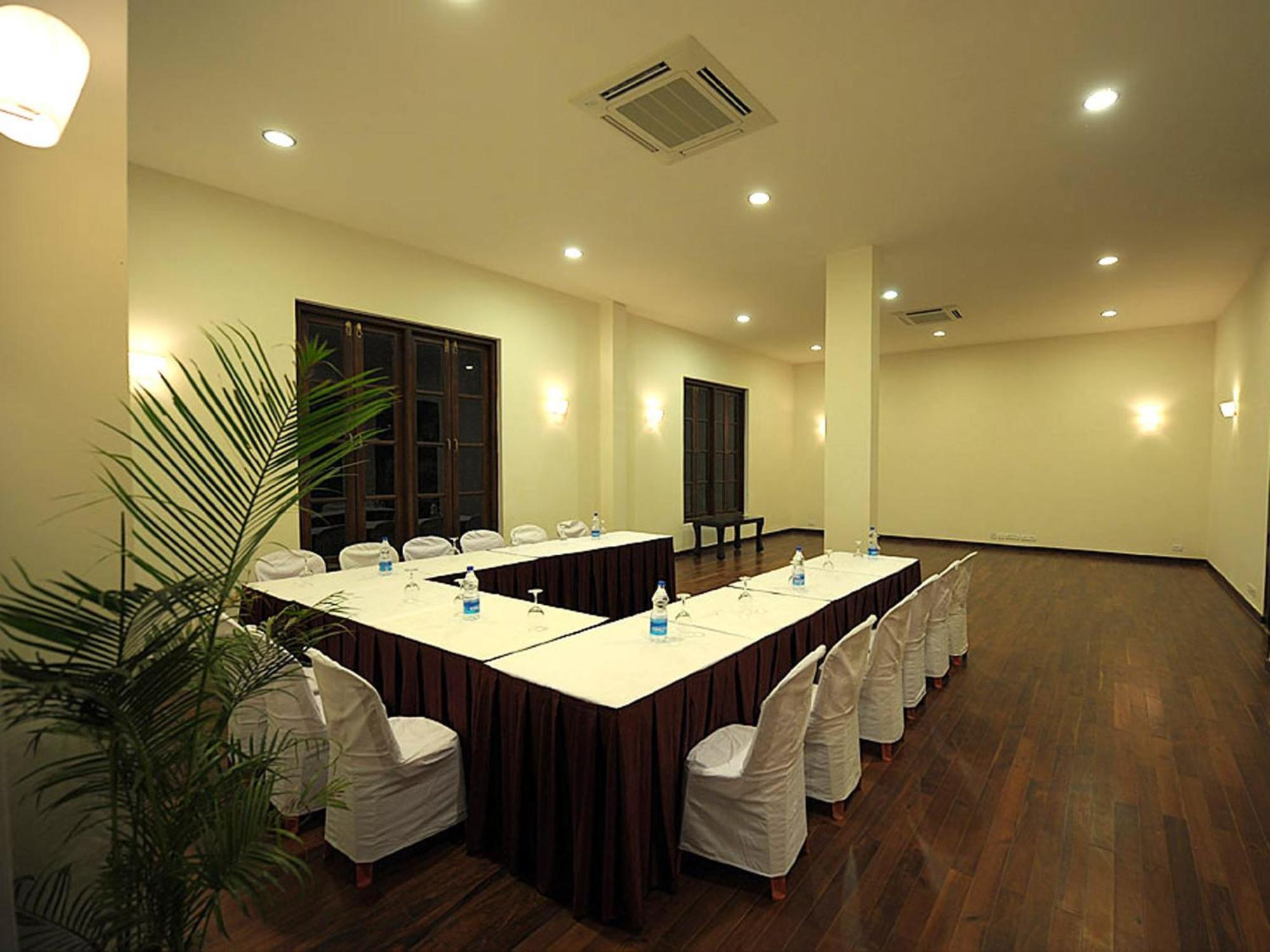 Amritara Ambatty Greens Resort Virajpet Buitenkant foto